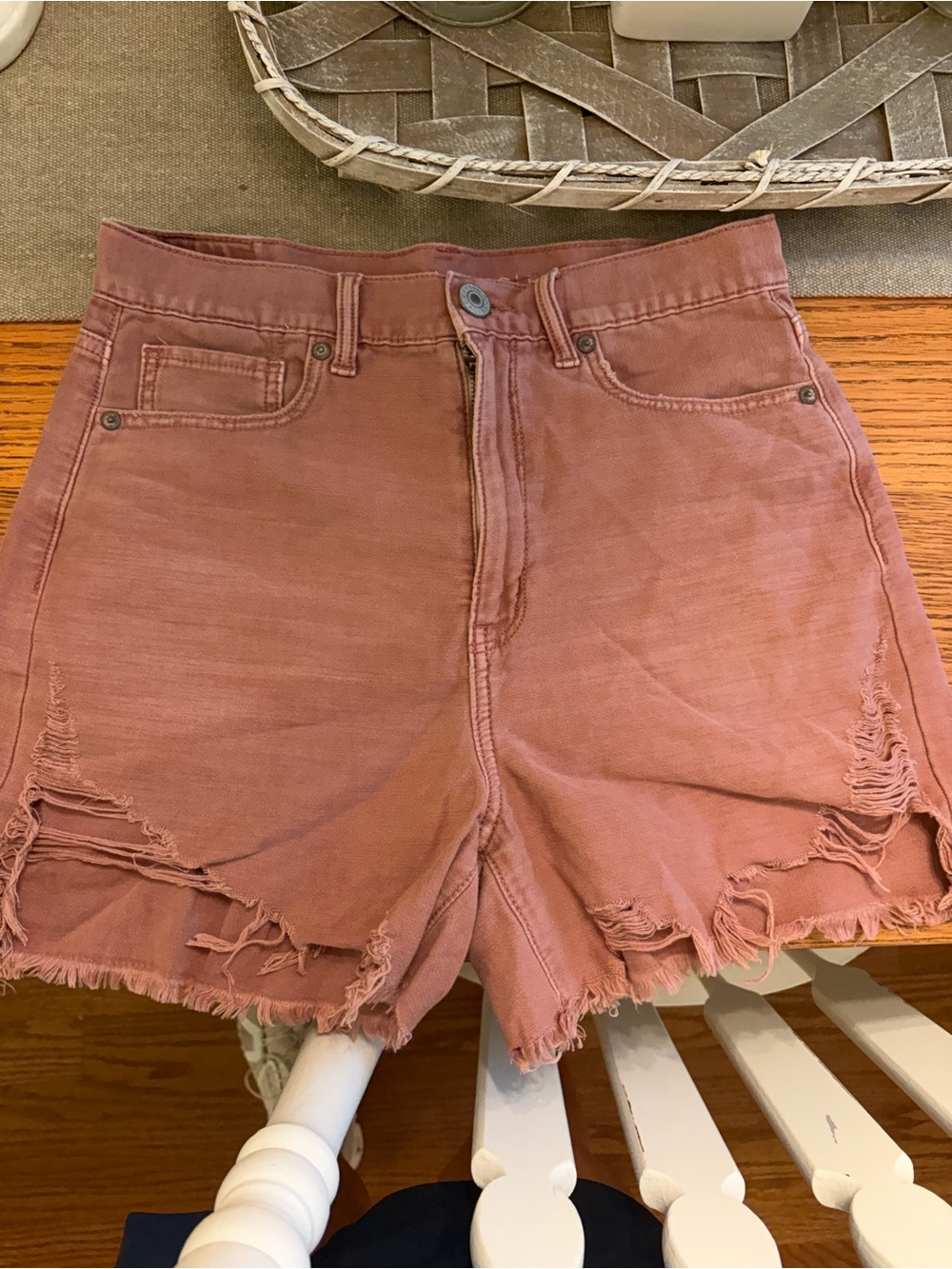 American Eagle Outfitters Distressed High-Rise Shorts in Dusty Rose